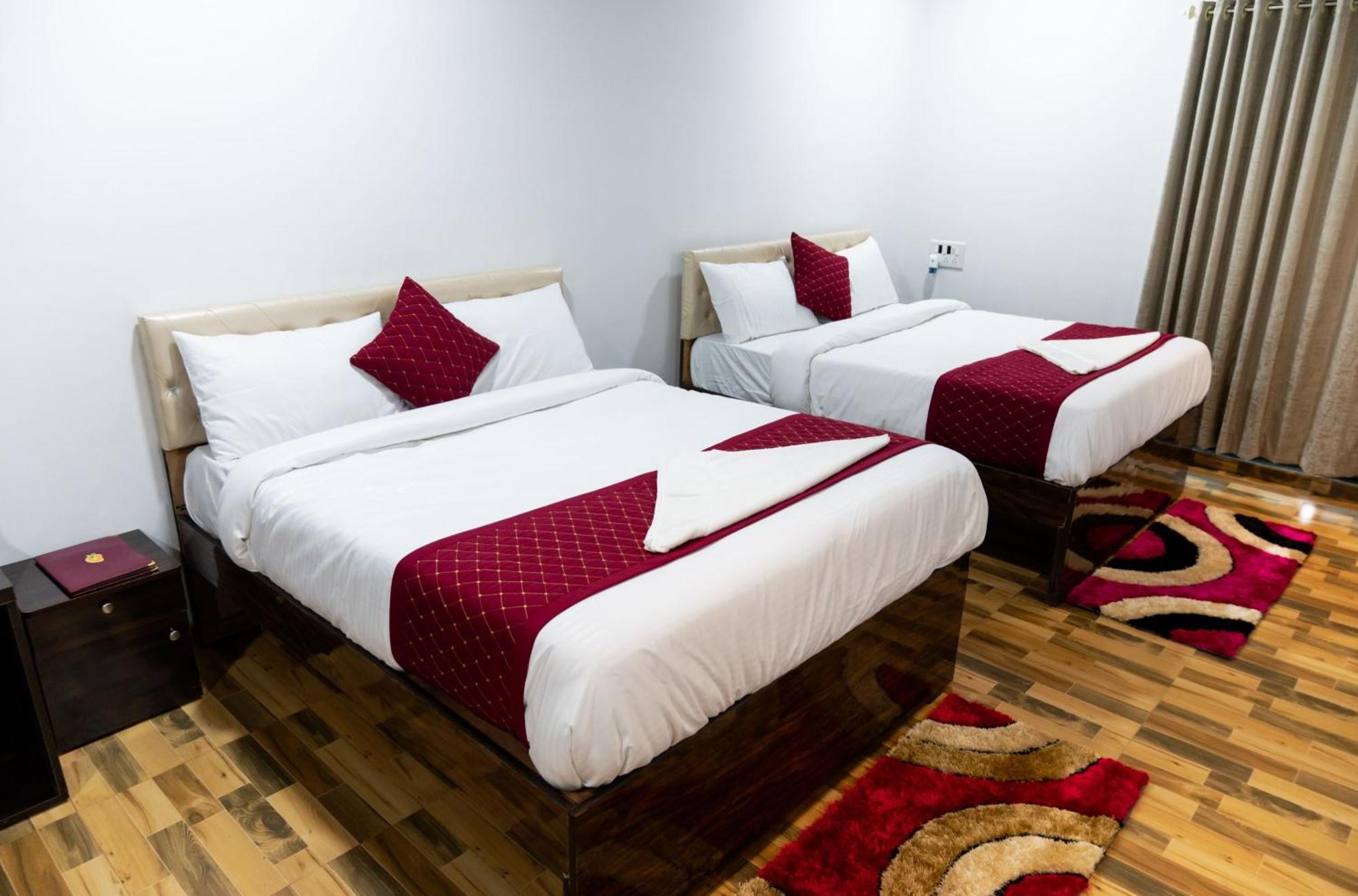 Mangozzz Magical World Hotel Панвел Екстериор снимка